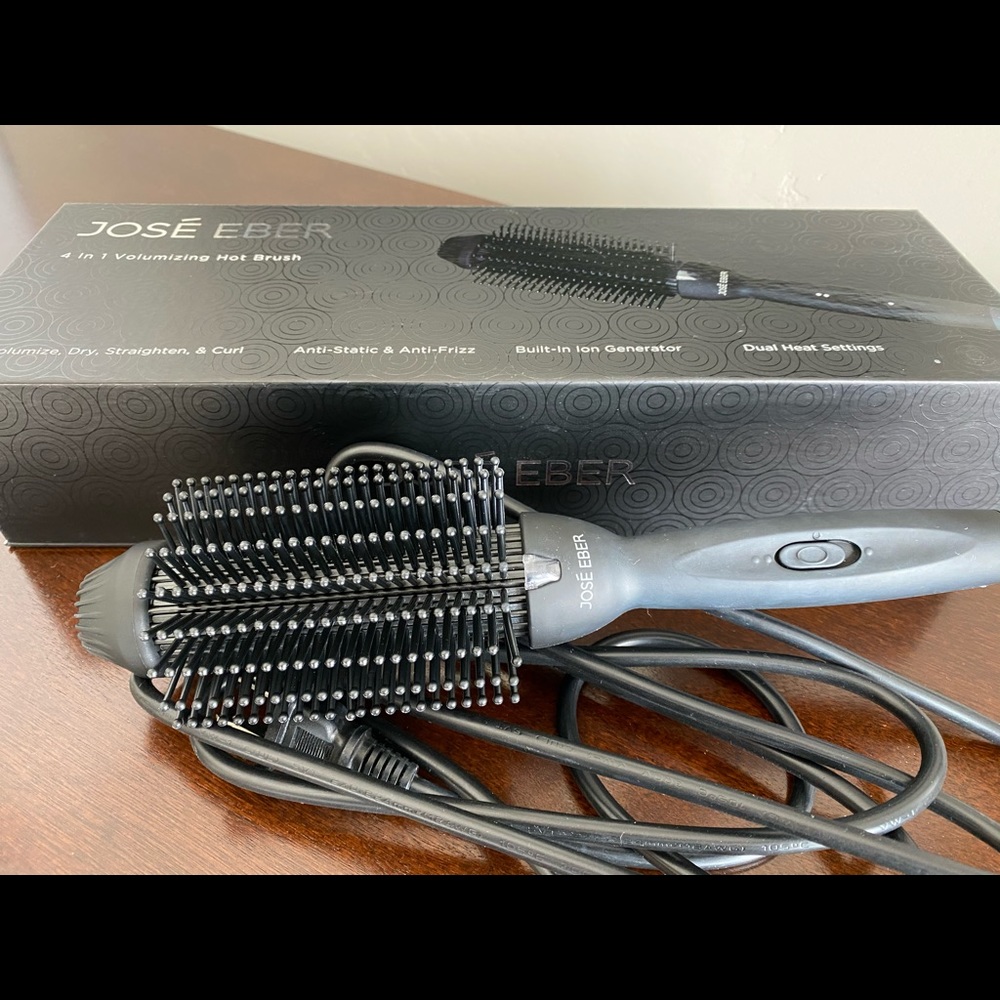 Jose Eber 4 in 1 Volumizing Hot Brush